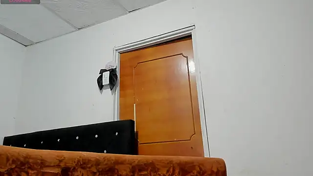 Snapshot of chloe_evanx_ chatting on January 2025 07:18:02 PM chloe evanx  online show from January 2025 07:18:02 PM