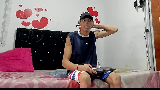 Snapshot of chloe_evanx_ chatting on February 2025 07:14:02 PM chloe evanx  online show from February 2025 07:14:02 PM