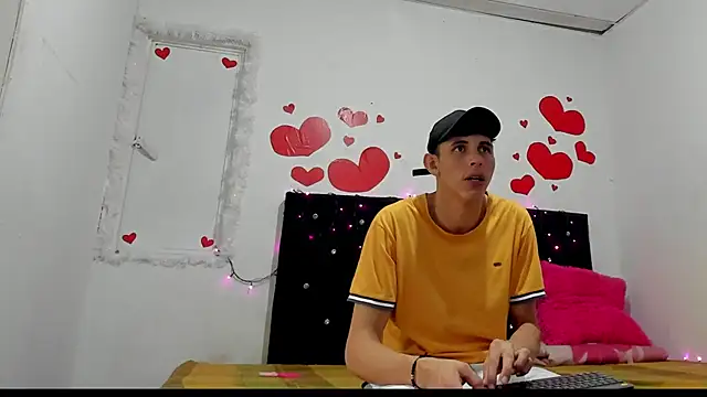 Snapshot of chloe_evanx_ chatting on February 2025 03:30:02 PM chloe evanx  online show from February 2025 03:30:02 PM