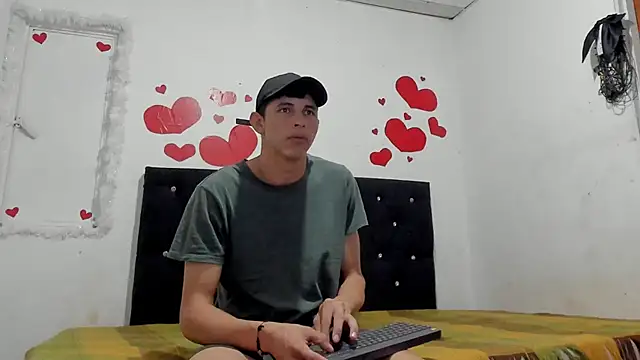 Snapshot of chloe_evanx_ chatting on March 2025 07:15:01 PM chloe evanx  online show from March 2025 07:15:01 PM