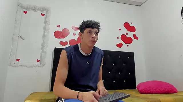 Snapshot of chloe_evanx_ chatting on March 2025 07:10:01 PM chloe evanx  online show from March 2025 07:10:01 PM