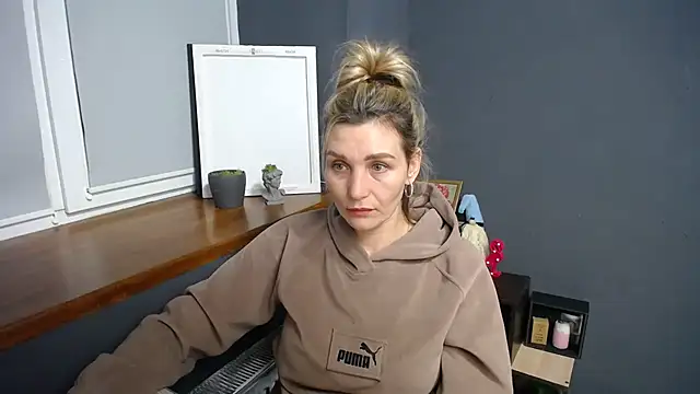Snapshot of _sexy_lady chatting on January 2025 01:10:02 PM sexy lady online show from January 2025 01:10:02 PM