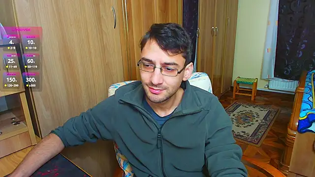 Snapshot of HungEddy chatting on December 2024 09:11:02 AM HungEddy online show from December 2024 09:11:02 AM