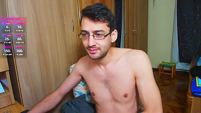 Snapshot of HungEddy chatting on January 2025 06:09:02 PM HungEddy online show from January 2025 06:09:02 PM