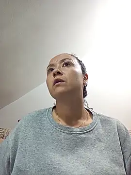 Snapshot of RenataSexy_ chatting on March 2025 03:26:01 PM RenataSexy online show from March 2025 03:26:01 PM