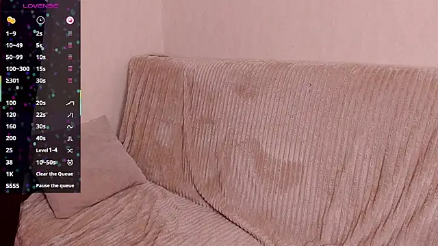 Snapshot of sleeeep_y chatting on November 2025 04:00:01 AM sleeeep y online show from November 2025 04:00:01 AM