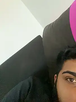 Snapshot of Lada122 chatting on February 2026 03:12:01 PM Lada122 online show from February 2026 03:12:01 PM