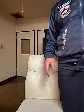 SaneService9 online show from February 2026 06:18:02 AM