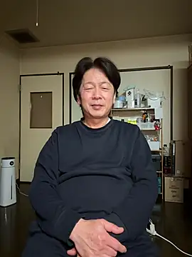 Snapshot of SaneService9 chatting on February 2026 06:59:02 PM SaneService9 online show from February 2026 06:59:02 PM