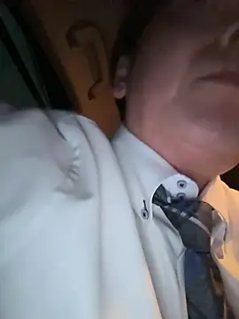 Snapshot of SaneService9 chatting on March 2026 07:31:01 PM SaneService9 online show from March 2026 07:31:01 PM