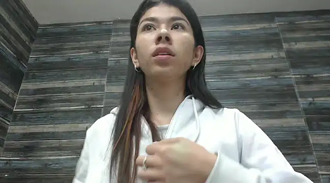 nahomibecker online show from February 2025 12:08:01 PM