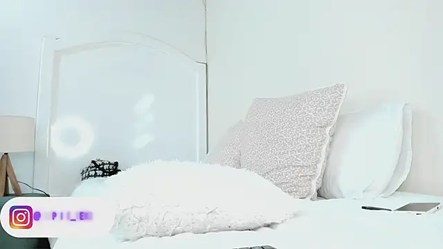 Sapphire Venuss online show from January 2025 12:33:01 AM