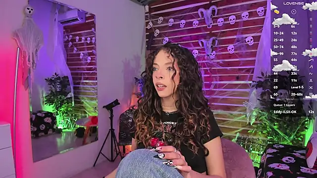 Sapphire Venuss online show from October 2025 01:42:02 AM