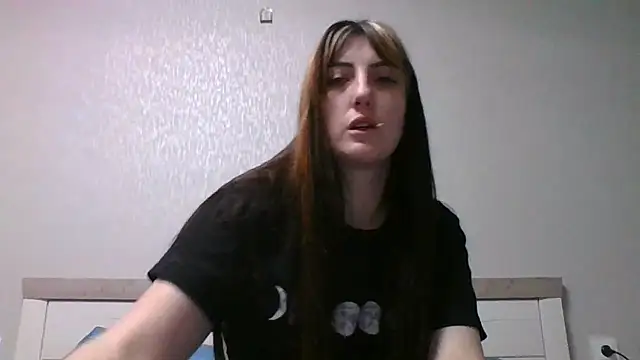 Moniic Moon online show from January 2025 03:58:01 PM