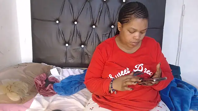 Snapshot of BigbootyNickyx chatting on September 2025 01:05:02 PM BigbootyNickyx online show from September 2025 01:05:02 PM