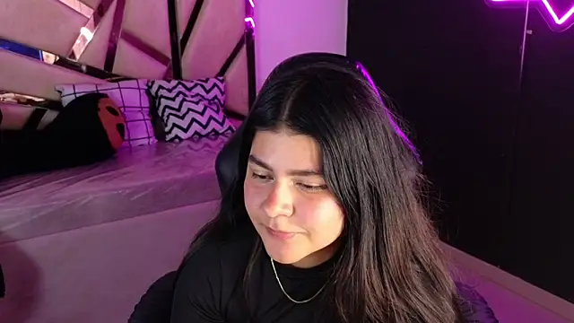 emmalee 01a online show from February 2025 08:42:01 PM