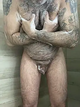 Snapshot of Beardedbear37 chatting on March 2025 05:07:02 PM Beardedbear37 online show from March 2025 05:07:02 PM