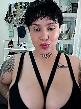 Snapshot of KatInk chatting on May 2026 01:51:02 PM KatInk online show from May 2026 01:51:02 PM