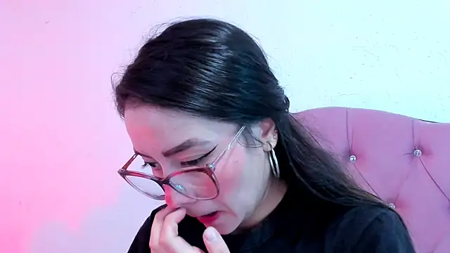 Snapshot of teffy_lee chatting on December 2024 07:49:01 PM teffy lee online show from December 2024 07:49:01 PM