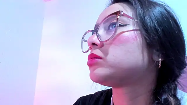 Snapshot of teffy_lee chatting on January 2025 08:33:01 PM teffy lee online show from January 2025 08:33:01 PM