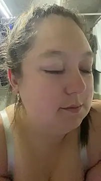 Snapshot of Chloee_ep chatting on June 2026 05:06:02 AM Chloee ep online show from June 2026 05:06:02 AM