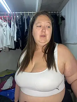 Snapshot of Chloee_ep chatting on June 2026 03:11:02 AM Chloee ep online show from June 2026 03:11:02 AM