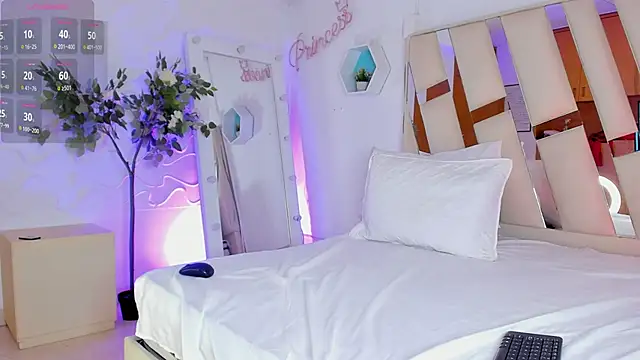 Snapshot of EthanCollens chatting on February 2026 11:00:01 PM EthanCollens online show from February 2026 11:00:01 PM