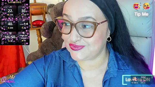Snapshot of Gia_Nahomi chatting on April 2026 11:07:01 PM Gia Nahomi online show from April 2026 11:07:01 PM