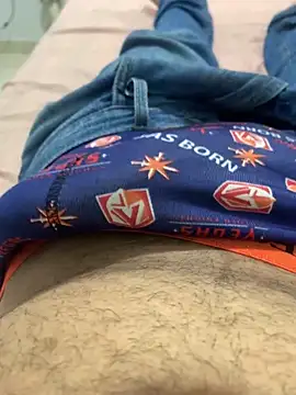 VouchingLagging online show from September 2025 08:45:01 PM