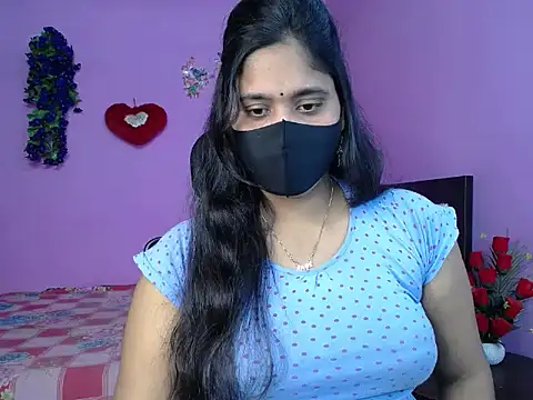 Hot Maleka online show from April 2026 05:30:01 PM