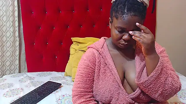 sexychocolatbox10 online show from June 2026 06:29:01 AM