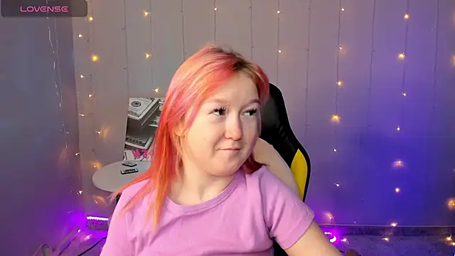 Sara Robinson online show from February 2025 10:08:02 AM