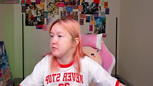 Sara Robinson online show from March 2025 03:02:02 AM