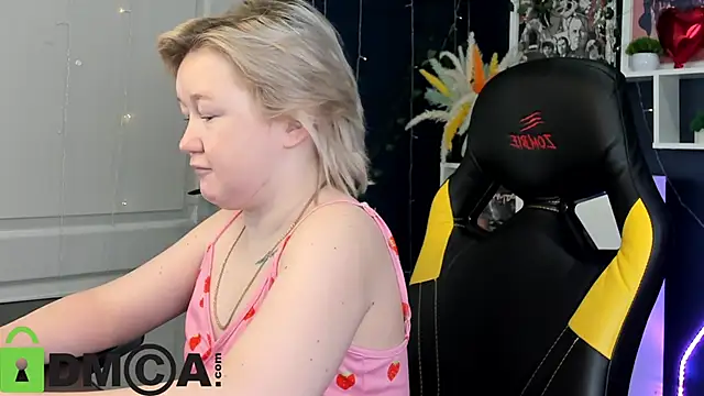 Sara Robinson online show from May 2026 03:01:01 AM