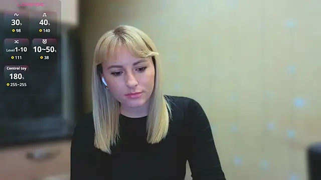 Snapshot of Smoorodinkaa chatting on November 2025 08:47:02 PM Smoorodinkaa online show from November 2025 08:47:02 PM