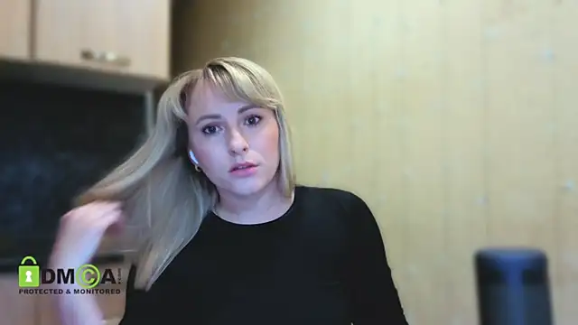 Smoorodinkaa online show from May 2026 07:43:02 PM