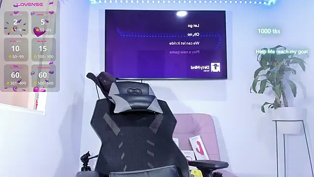 emily palmeer online show from October 2025 11:54:01 AM