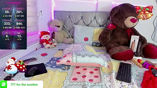 Snapshot of charlotteone chatting on December 2024 03:28:02 PM charlotteone online show from December 2024 03:28:02 PM