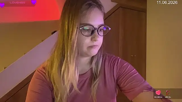 JacyWinslat online show from June 2026 09:35:01 PM