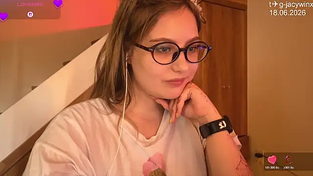 JacyWinslat online show from June 2026 09:14:01 AM