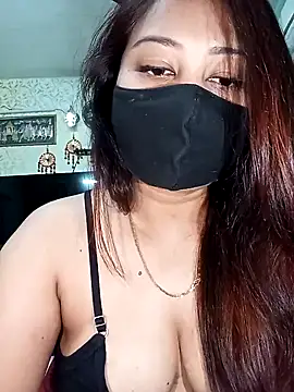 Snapshot of Cute-mona chatting on January 2025 08:32:02 PM Cute-mona online show from January 2025 08:32:02 PM