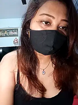 Snapshot of Cute-mona chatting on January 2025 08:00:01 PM Cute-mona online show from January 2025 08:00:01 PM