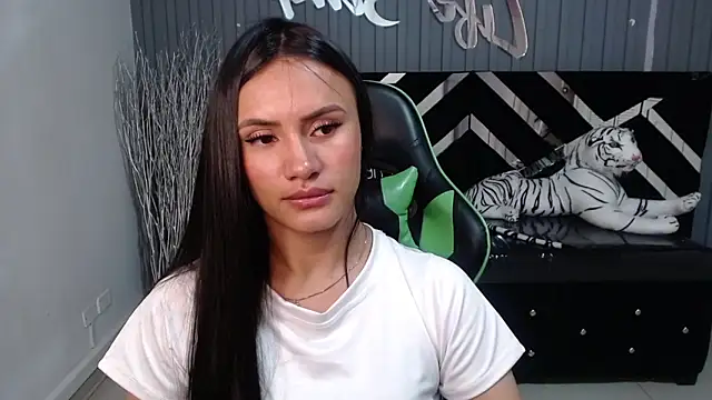 Snapshot of allison_a1 chatting on February 2025 03:34:02 AM allison a1 online show from February 2025 03:34:02 AM