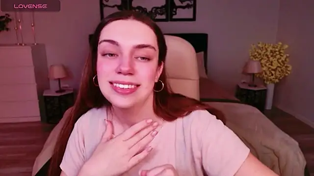 Snapshot of DaniellaLovely chatting on December 2025 11:15:01 AM DaniellaLovely online show from December 2025 11:15:01 AM