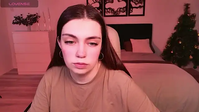 Snapshot of DaniellaLovely chatting on January 2026 10:39:01 AM DaniellaLovely online show from January 2026 10:39:01 AM