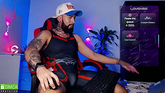 Diilanhott online show from May 2026 10:11:02 PM