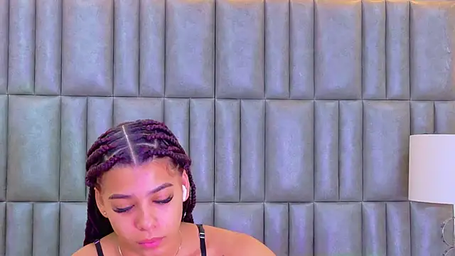 TiaraRosse online show from June 2026 01:22:01 PM