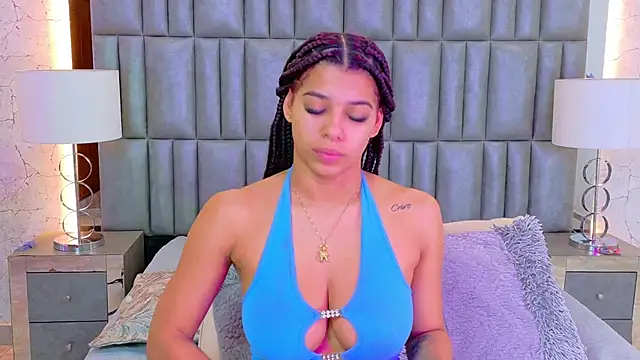 TiaraRosse online show from June 2026 12:18:01 PM