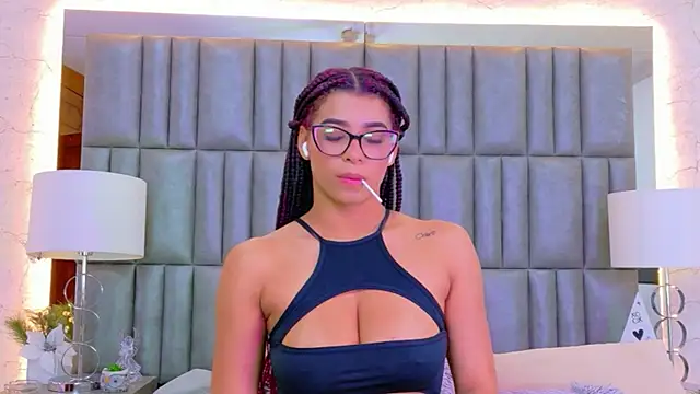 TiaraRosse online show from June 2026 04:10:01 PM