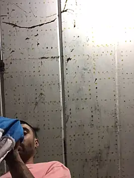 Snapshot of macg96 chatting on February 2025 05:49:02 AM macg96 online show from February 2025 05:49:02 AM